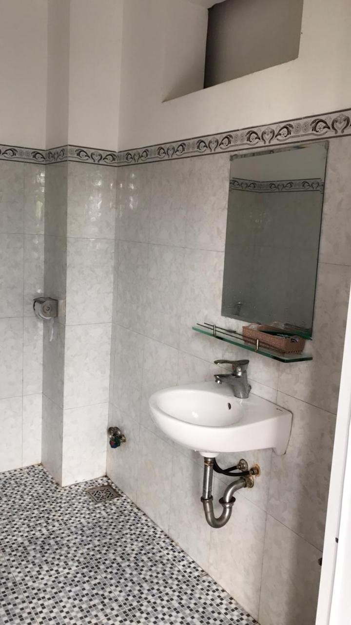 Nha Nghi Hoang Hoa Otel Buôn Ma Thuột Dış mekan fotoğraf